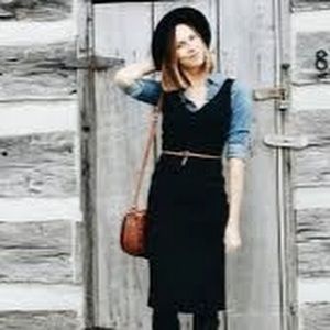 Meet your Posher, Alison